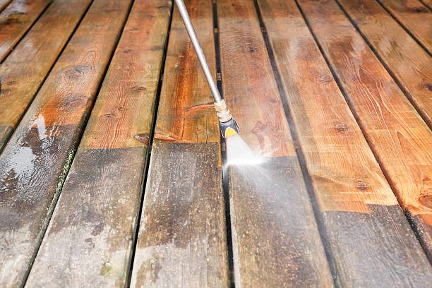 Why Choose Our Certified Pressure Washing Experts for Your Project Needs in Glendale Heights, IL?